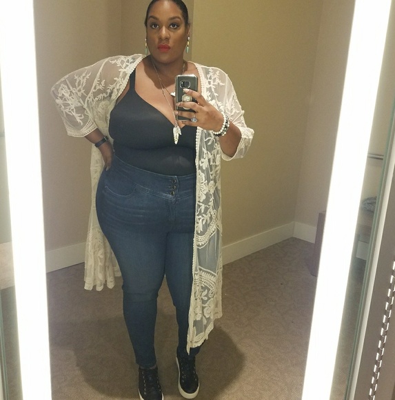 Welcome Welcome Welcome - Picture 4 of 4